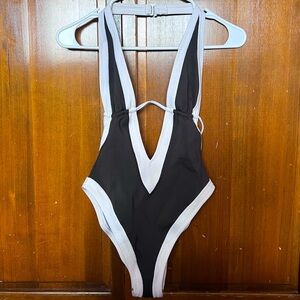 Gigi C Payton Plunging One Piece Black/White Size S